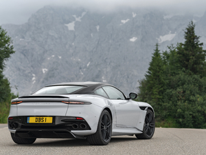 2019Superleggera Coupe w^