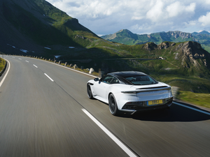 2019Superleggera Coupe w^