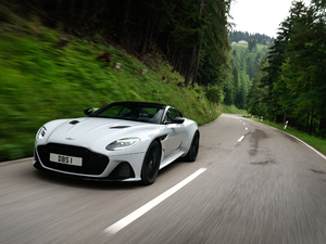 2019Superleggera Coupe w^