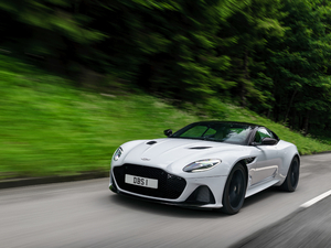 2019Superleggera Coupe w^