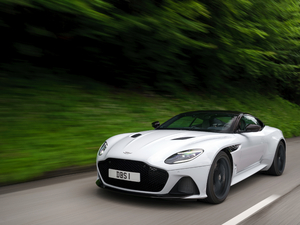 2019Superleggera Coupe w^