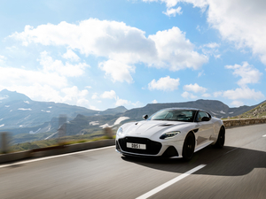 2019Superleggera Coupe w^