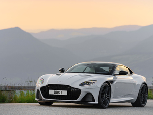 2019Superleggera Coupe w^