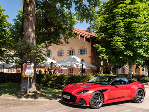 2019Superleggera Coupe w^