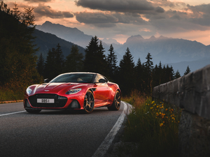 2019Superleggera Coupe w^