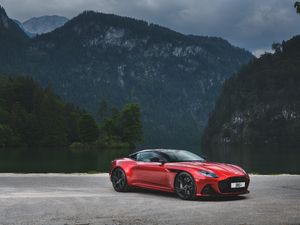 2019Superleggera Coupe w^