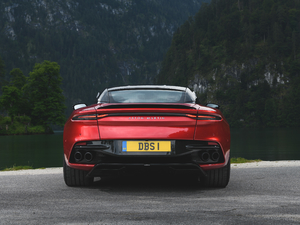 2019Superleggera Coupe w^