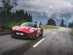 2019Superleggera Coupe w^