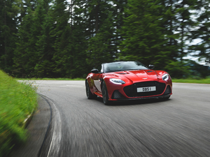 2019Superleggera Coupe w^