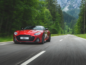 2019Superleggera Coupe w^