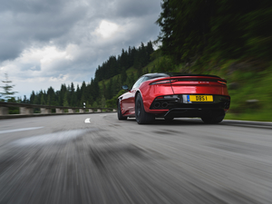 2019Superleggera Coupe w^