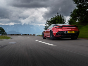 2019Superleggera Coupe w^