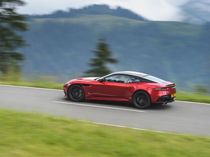 2019Superleggera Coupe w^