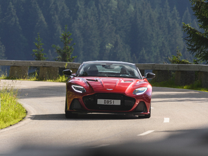 2019Superleggera Coupe w^