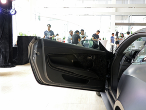2019款Superleggera Coupe 驾驶位车门