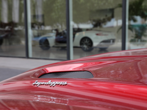 2019Superleggera Coupe ^