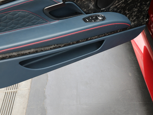 2019款Superleggera Coupe 前门储物空间