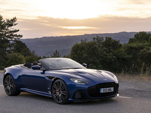 2019Superleggera Volante w^