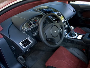 2009款6.0L 手动硬顶 中控区