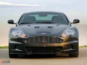 2009款6.0L 手动硬顶 正前