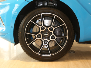 2020��4.0T V8 ݆Ȧ