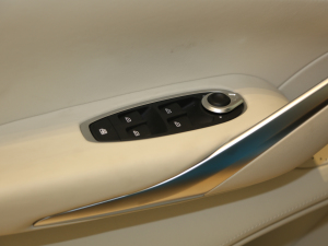 2020��4.0T V8 ���{܇(ch��)�����ƅ^(q��)	