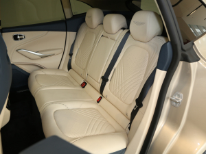 2020��4.0T V8 ���g����