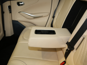 2020��4.0T V8 ���g����