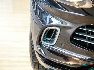 2020��4.0T V8 �������^