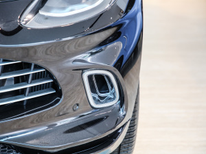 2020��4.0T V8 �������^