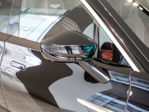 2020��4.0T V8 ��(x��)��(ji��)���^