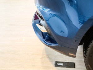 2020��4.0T V8 �������^