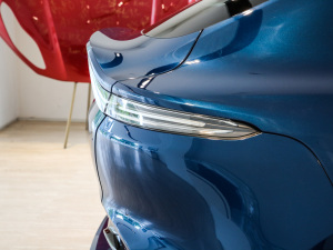 2020��4.0T V8 �������^