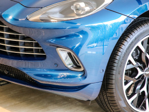 2020��4.0T V8 �������^