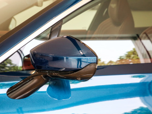 2020��4.0T V8 �������^