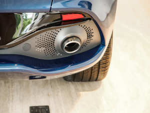 2020��4.0T V8 �������^