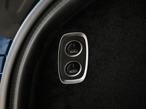 2020��4.0T V8 ���g����