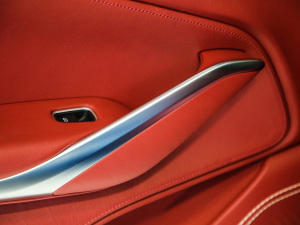 2020��4.0T V8 ���g����