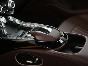 2020款4.0T V8 Coupe 空间座椅