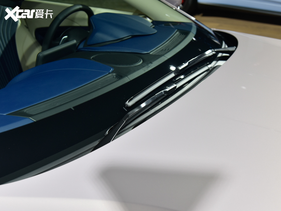 2020˹DRDB11 V8 Coupe Shadow Edition