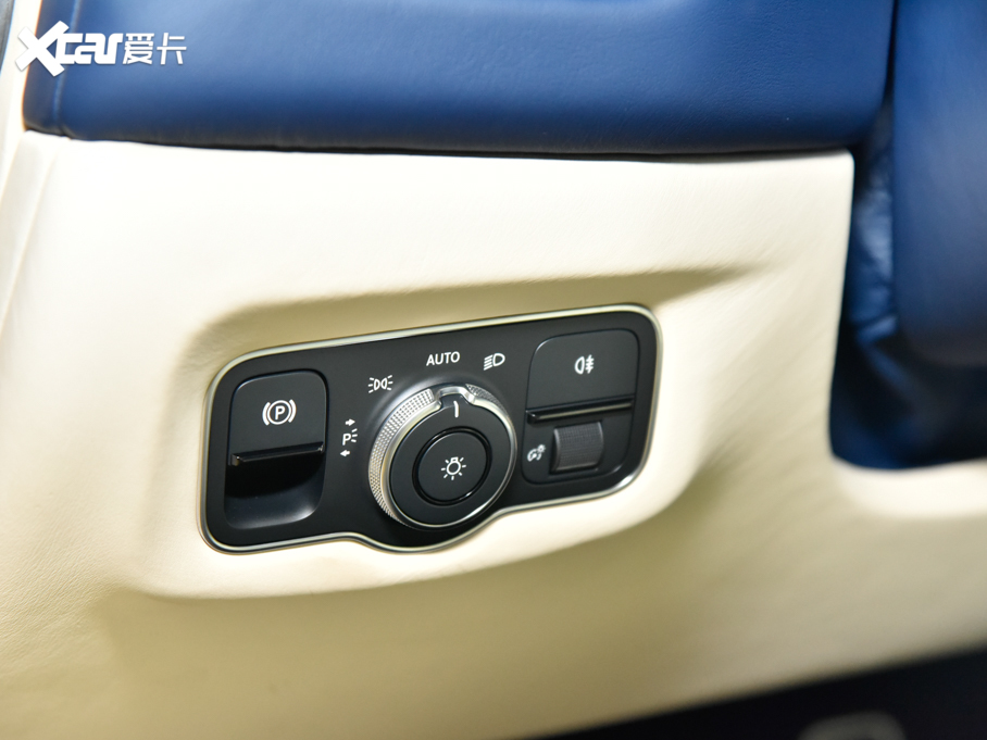 2020˹DRDB11 V8 Coupe Shadow Edition