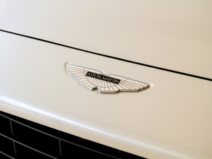 2021��4.0T V8 �o�֮�� �������^