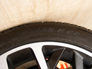 2021��4.0T V8 �o(w��)�֮�� ��(x��)��(ji��)���^