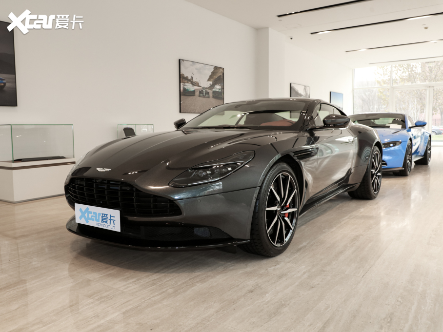 2022DB11 4.0T V8 Coupe