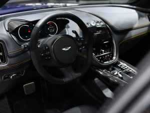 2022��3.0T Straight-Six �п؅^(q��)