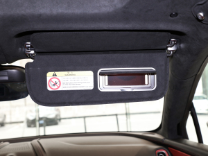 2022��4.0T V8 ��ꖰ壨�ң�