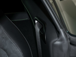 2023款4.0T V8 F1 Edition Coupe 空间座椅