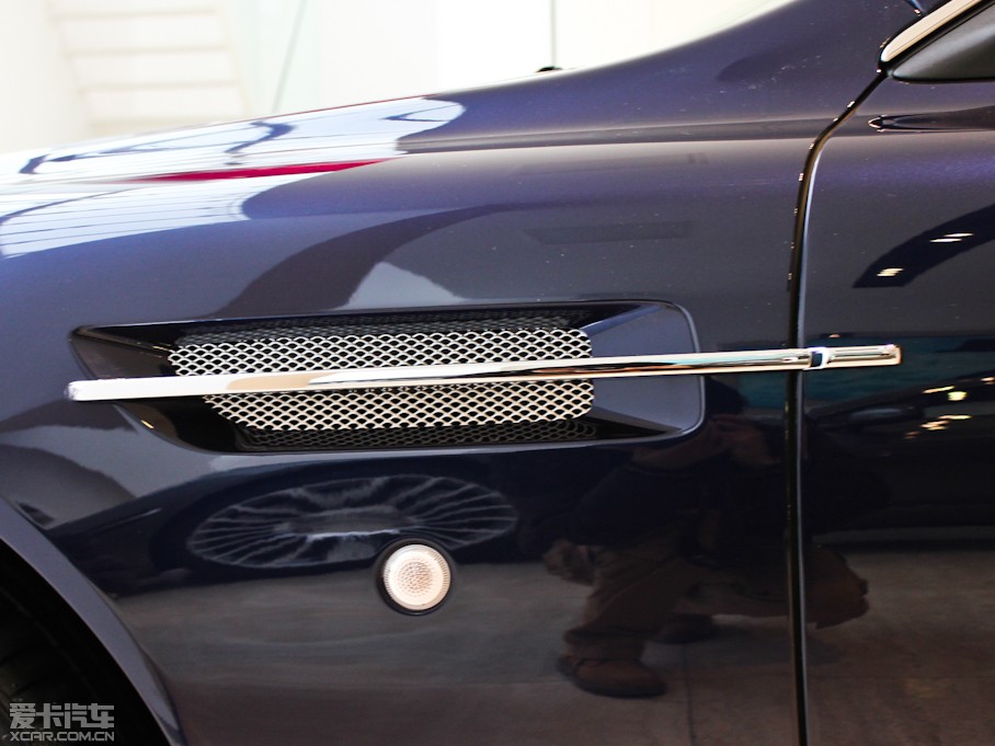 2011��DB9 6.0 Touchtronic Volante