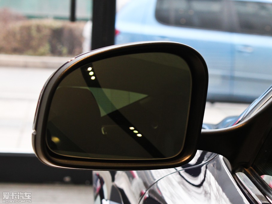 2011��DB9 6.0 Touchtronic Volante