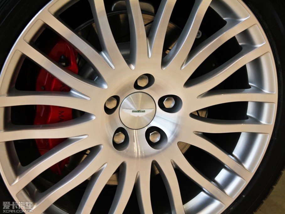 2011��DB9 6.0 Touchtronic Volante